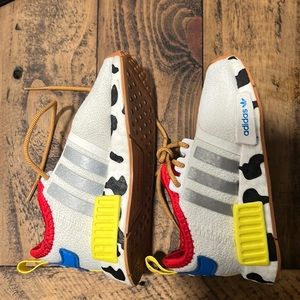 Size 7k Addidas NMD_R1-Toy Story